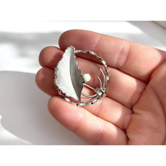 40s Vintage C.R. Co. Art Deco Faux Pearl Foliage Openwork Sterling Silver Brooch - Picture 5 of 10